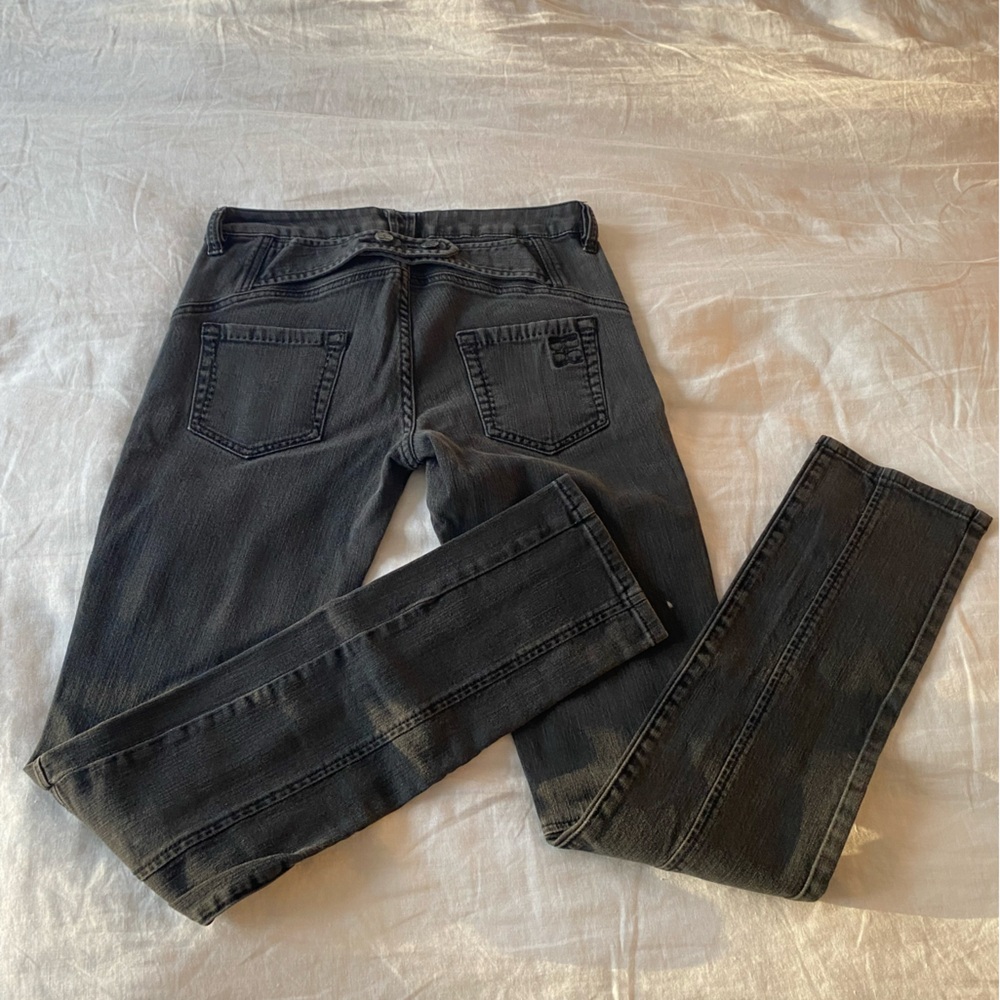 BCBG Vintage Jeans! Faded black, low rise, boot cut, detail on legs and rear